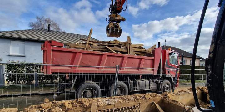 Location de matériel BTP avec chauffeur Épaignes